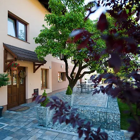 Old Pear Apartment Zagreb Exterior foto