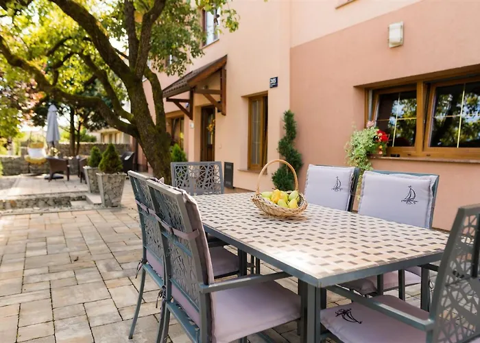Old Pear Apartment