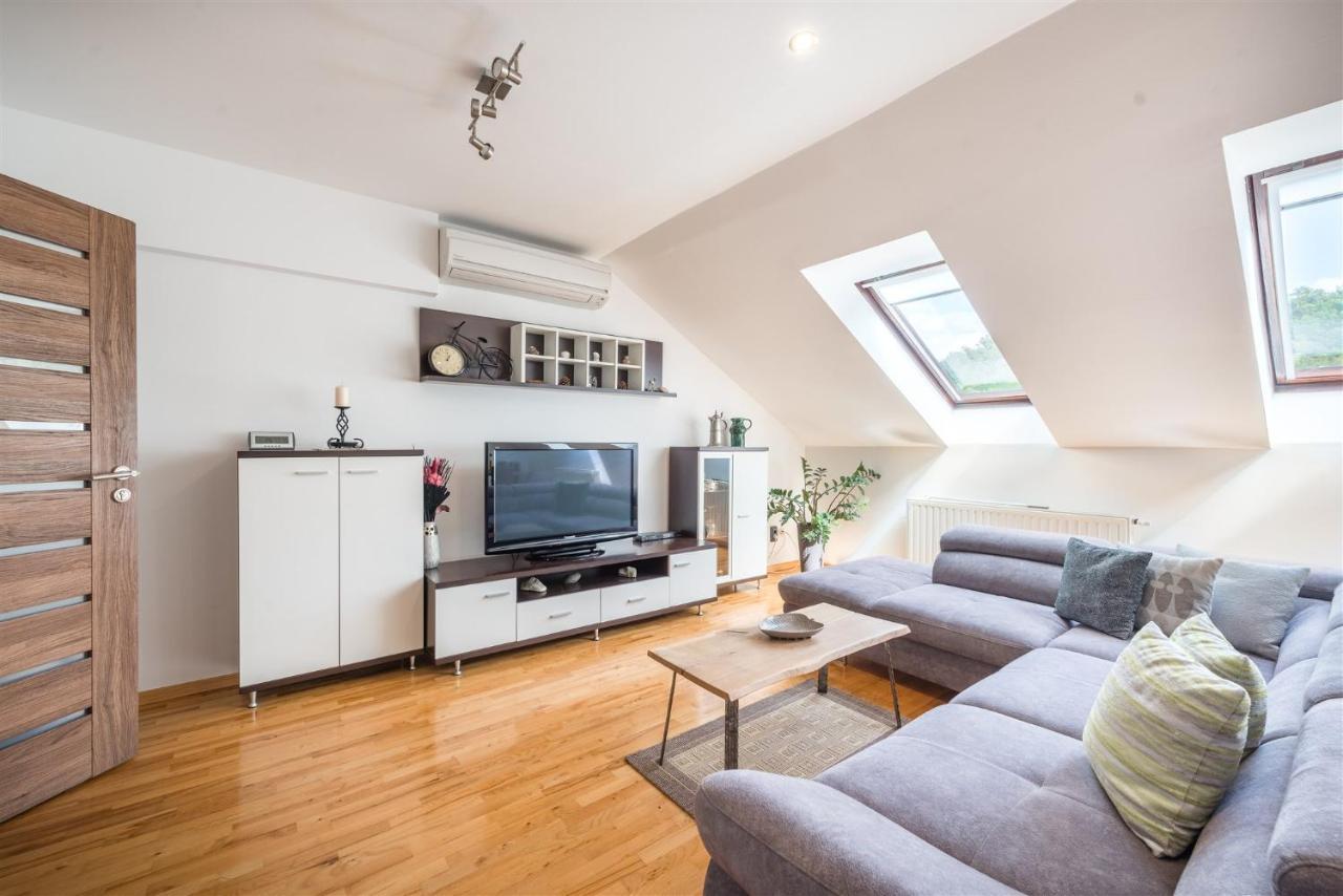 Old Pear Apartment Zagreb